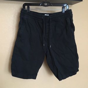 Gap Shorts- black
